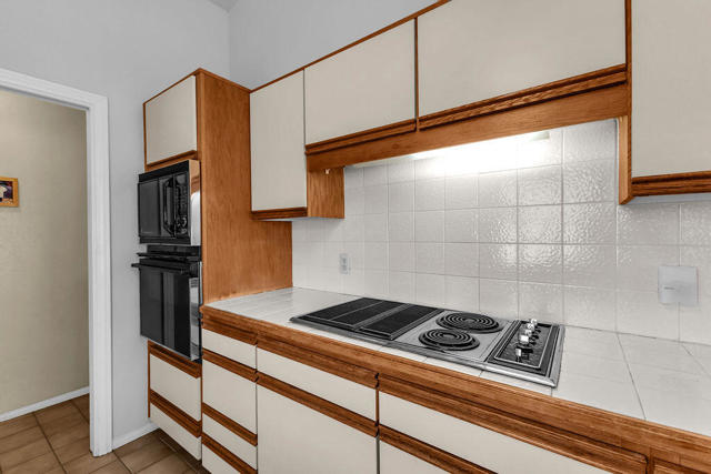 78565 Vista Del Fuente, Indian Wells CA: https://media.crmls.org/mediaz/866e4ff2-a0f3-4a62-9ba7-e599fd3fde80.jpg