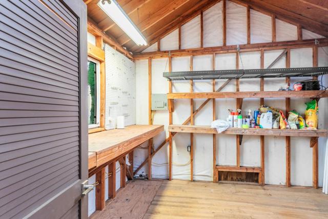 950 Oak Ridge Road, Los Gatos CA: https://media.crmls.org/mediaz/866e63ee-6d5c-4f55-bc4a-4931f70c18ae.jpg