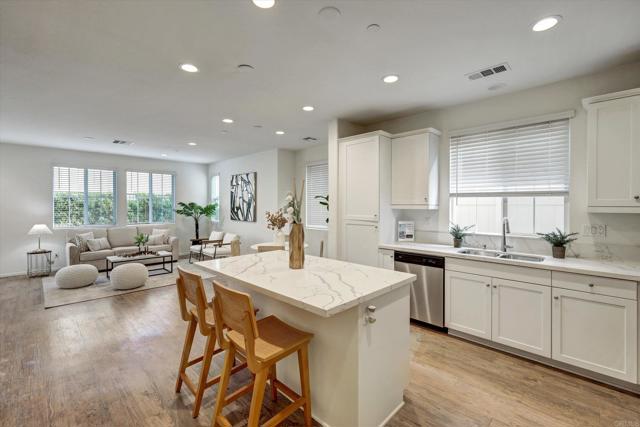 Front Image Thumbnail for CRNDP2509341