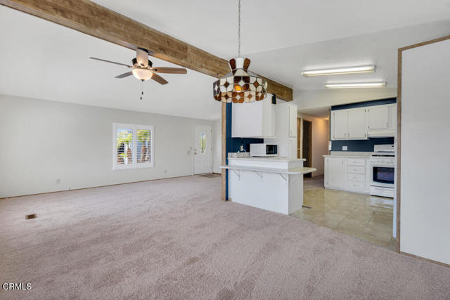 975 W Telegraph Road, Santa Paula CA: https://media.crmls.org/mediaz/866fc676-42dc-4e50-b22c-f95f18e5ffd1.jpg
