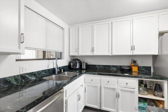 Image 8 of 19 For 3770 Crown Point  103