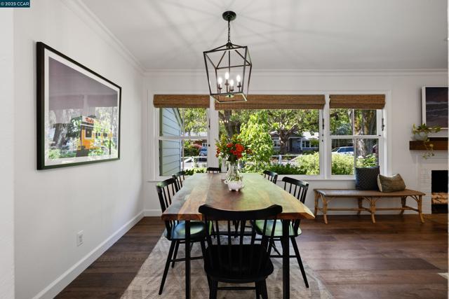 2716 W Newell Ave, Lafayette CA: https://media.crmls.org/mediaz/86706fd0-dd2e-4273-80da-e612792d8edc.jpg