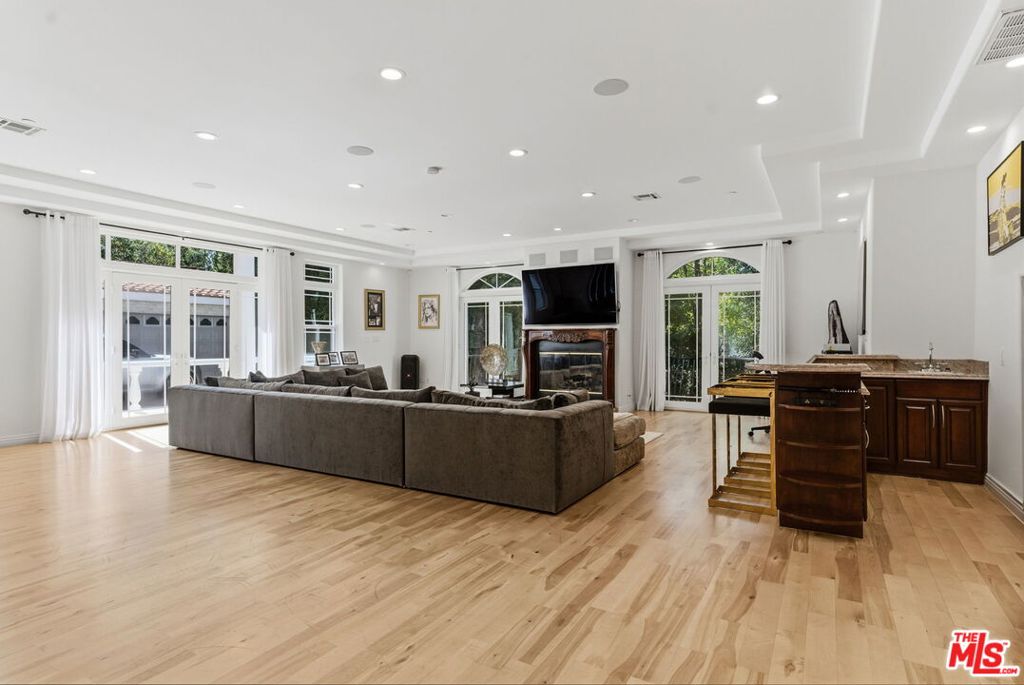 MLS #25617871 image #11