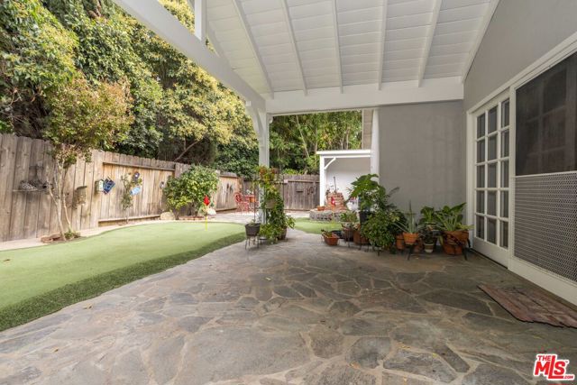 California Room/Covered Patio