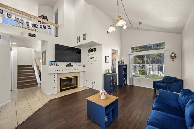 845 RIDGEWATER DR, Chula Vista CA: https://media.crmls.org/mediaz/8671cabf-6111-4f1b-a184-5ce9882f439c.jpg
