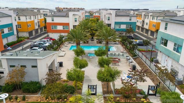 1956 Infinity Lane, Chula Vista CA: https://media.crmls.org/mediaz/86721dd2-69b7-4268-9e90-0655e189cf8b.jpg