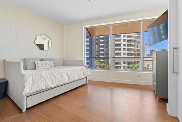 Image 13 of 29 For 888 W E St  804
