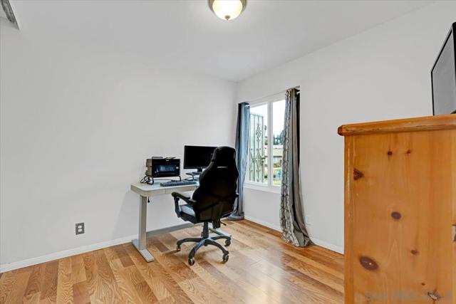 1468 Leaf Ter, San Diego CA: https://media.crmls.org/mediaz/8672c0e8-a7e6-4793-8c71-c69fc5cca457.jpg