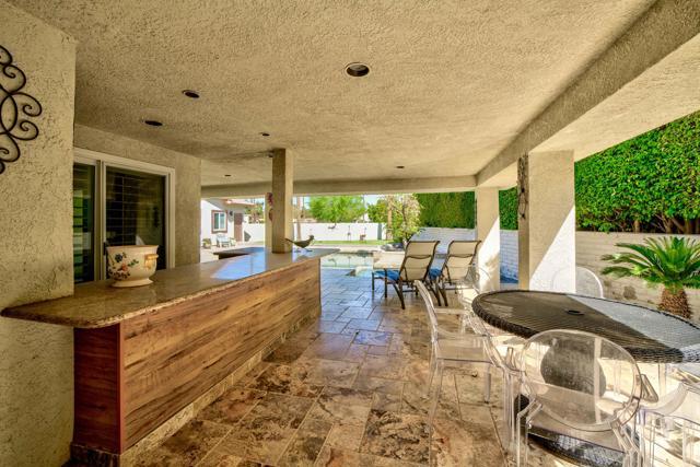 39060 Kilimanjaro Court, Palm Desert CA: https://media.crmls.org/mediaz/86731c2c-d772-46a7-92cb-e425fba63945.jpg