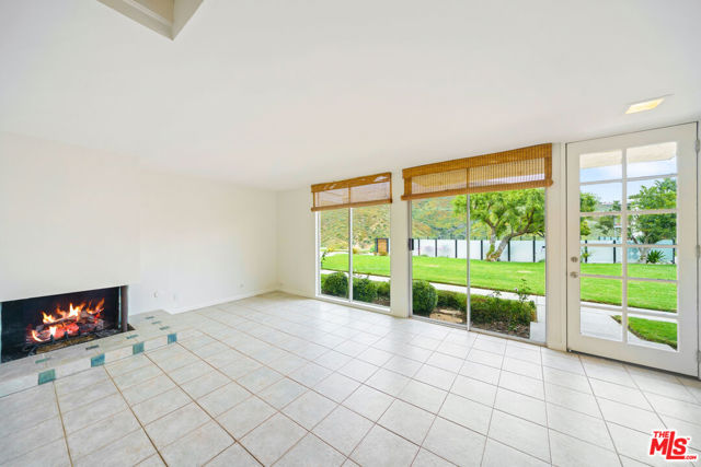 Image 13 of 70 For 6216 Tapia Drive B