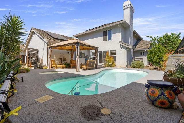 16373 Juan Hernandez Drive, Morgan Hill CA: https://media.crmls.org/mediaz/8673da40-607f-4306-b3a7-f9b605cd8c66.jpg