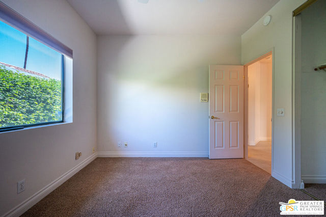 Image 27 of 47 For 1399 Via Donna