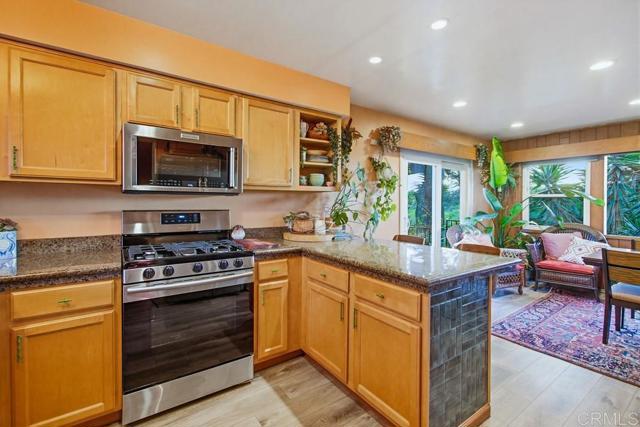 Detail Gallery Image 14 of 62 For 5484 Redding Rd, San Diego,  CA 92115 - 3 Beds | 2/1 Baths