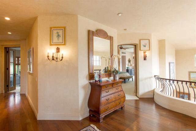 7206 Aviara Drive, Carlsbad CA: https://media.crmls.org/mediaz/8674f579-6bae-4b22-ac61-20f9c1a9a53a.jpg