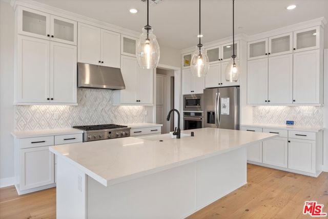 5153 Wild Oak Lane, El Dorado Hills CA: https://media.crmls.org/mediaz/8675e953-7263-4cc3-a132-2a8b54d0441d.jpg