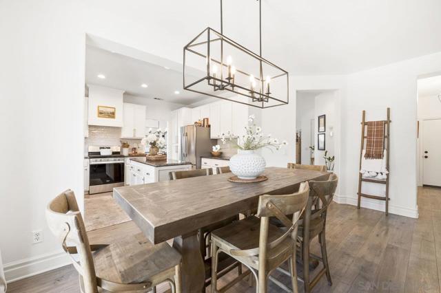 Image 16 of 41 For 26849 Silver Spur Ct