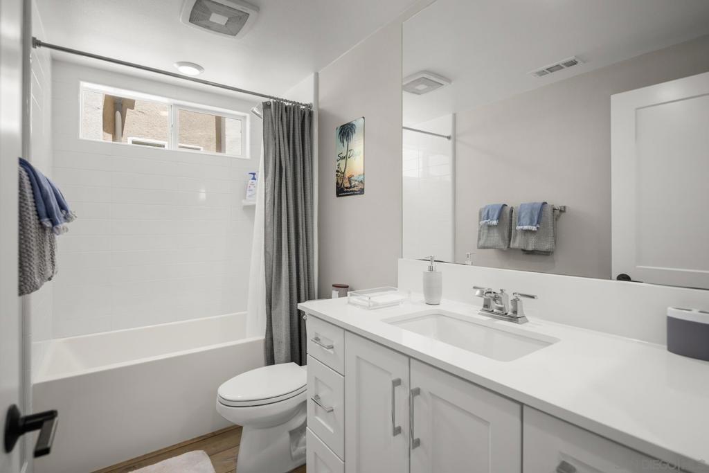3927 Shasta St - photo 17
