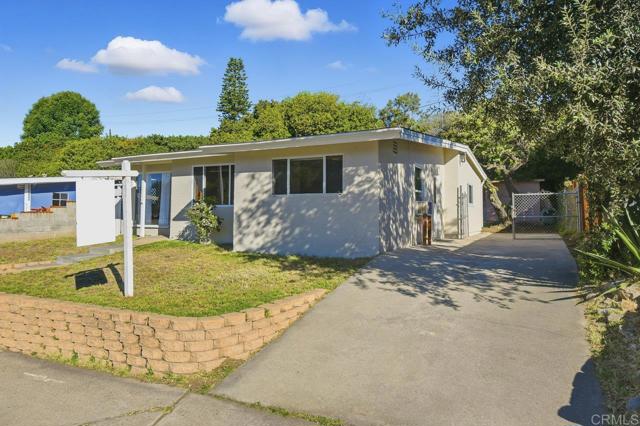 Detail Gallery Image 3 of 28 For 5566 Streamview, San Diego,  CA 92105 - 4 Beds | 1 Baths