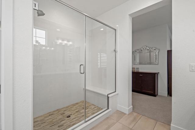287 Skyview Drive, Marina CA: https://media.crmls.org/mediaz/8678948b-e95c-47d6-a772-81a7dea6beea.jpg