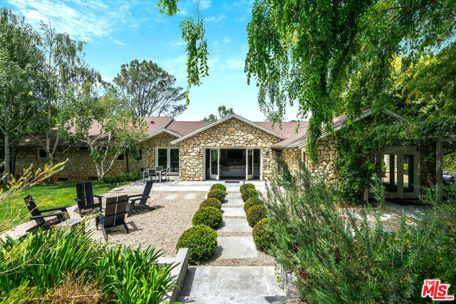 Drew Fenton | 422 Parkwood Drive Los Angeles CA | MLS: 7209274