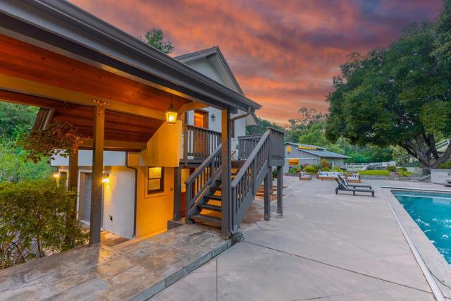 14205 Shannon Road, Los Gatos CA: https://media.crmls.org/mediaz/8679616b-40de-438c-93df-b59ea40d923d.jpg