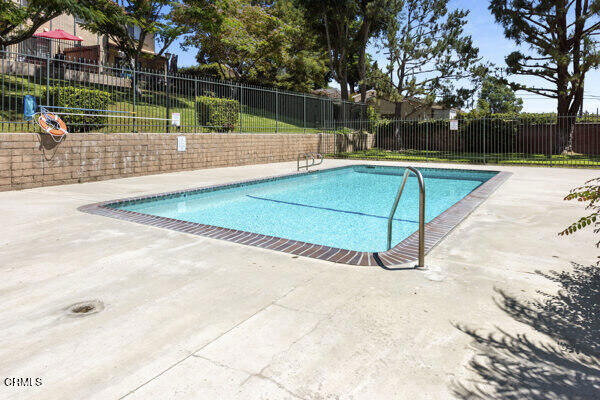 107 Sonoma Lane, Santa Paula CA: https://media.crmls.org/mediaz/8679e24a-939c-486c-b635-afc1a1001fa9.jpg