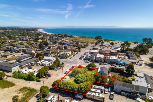 254 Center Avenue, Aptos CA: https://media.crmls.org/mediaz/867aa525-0581-412b-a17f-75ffb12b5882.jpg