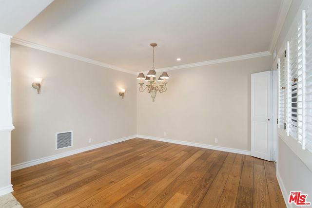 14972 CAMAROSA Drive, Pacific Palisades CA: https://media.crmls.org/mediaz/867acf6b-7049-4a96-bd30-7f9ef7b77474.jpg