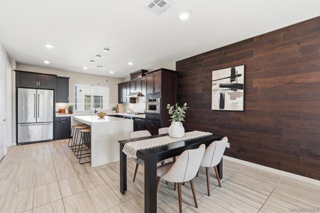 5992 Village Center Loop, San Diego CA: https://media.crmls.org/mediaz/867b6c31-5f41-4eab-8ebc-6a1ee14dbae7.jpg