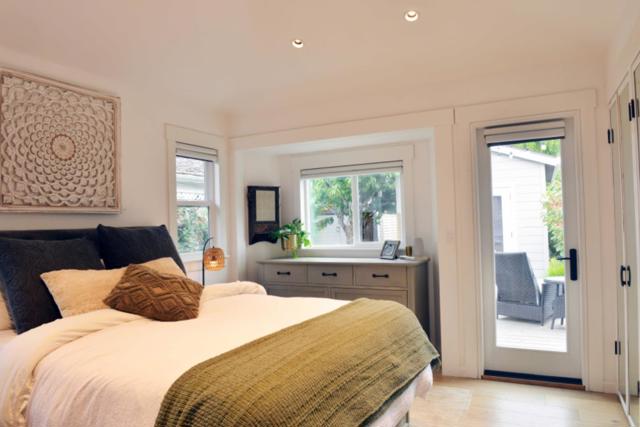 3308 Sycamore Place, Carmel CA: https://media.crmls.org/mediaz/867b9766-30d2-4740-9d32-c3ed11c3b93e.jpg