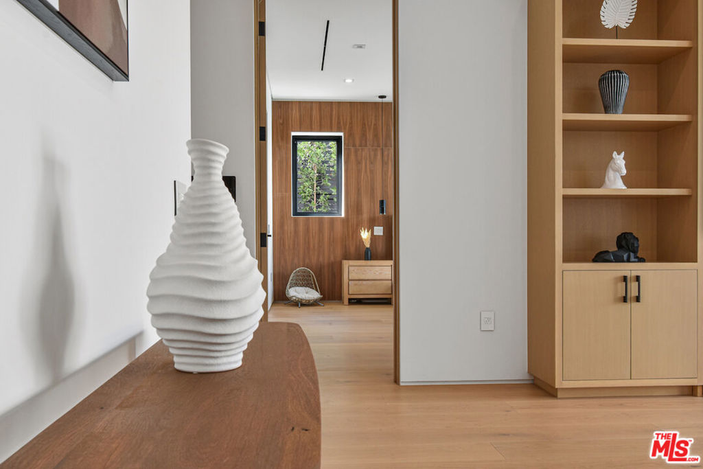 13015 Greenleaf StreetStudio City img 25