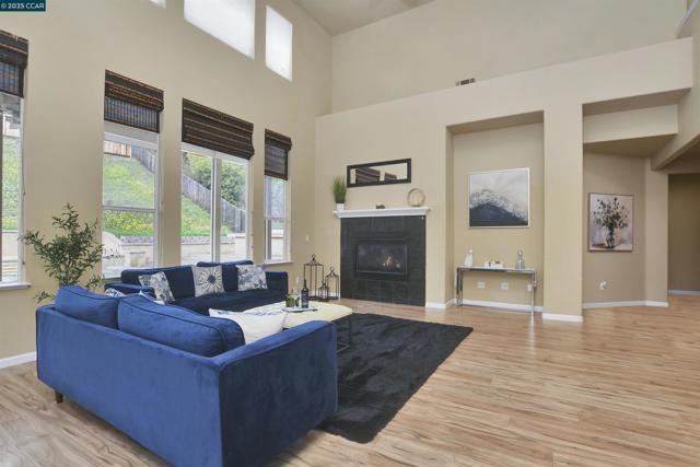Image 9 of 54 For 5080 Judsonville Dr