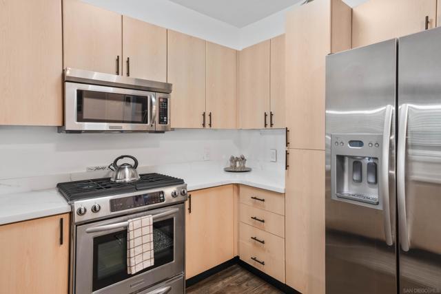 1480 Broadway, San Diego, California 92101, 2 Bedrooms Bedrooms, ,2 BathroomsBathrooms,Condominium,For Sale,Broadway,250029219SD