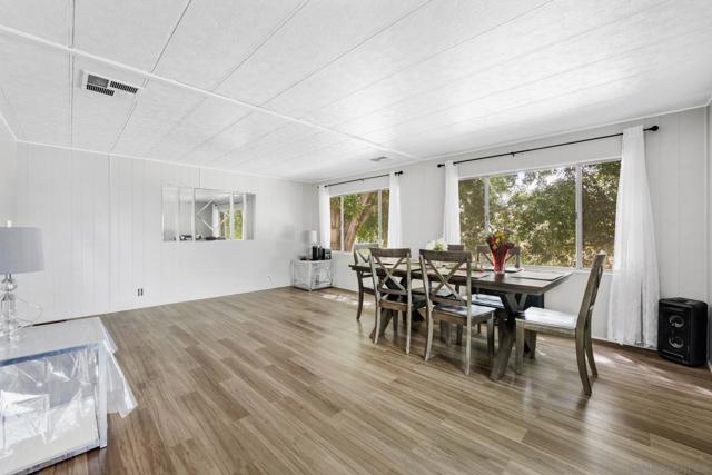 2003 Bayview Heights Dr, San Diego CA: https://media.crmls.org/mediaz/867dbac4-0b63-4060-959b-52e0e895ef6e.jpg