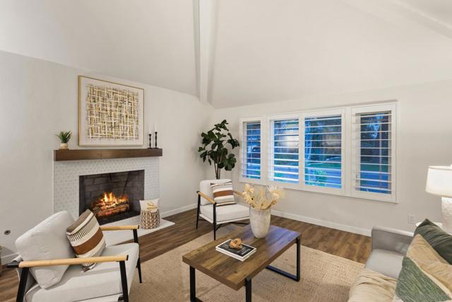 1736 Hill Top Lane, Encinitas CA: https://media.crmls.org/mediaz/867e4971-9b4d-4032-8f1a-0838ce5788ff.jpg