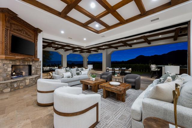 49925 Canyon View Drive, Palm Desert CA: https://media.crmls.org/mediaz/867e9b94-fa82-4e35-a02f-47d99c2ac7ce.jpg