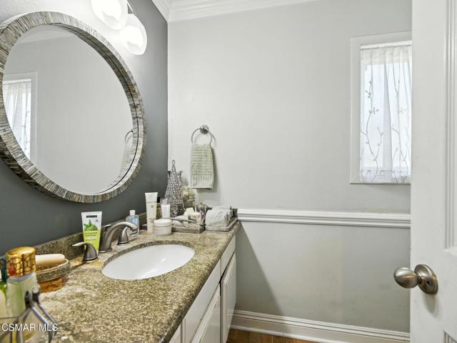 1206 S Westlake Boulevard, Westlake Village CA: https://media.crmls.org/mediaz/867ec264-9884-402e-94e2-c774feb8eb04.jpg