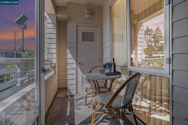 1655 N California, Walnut Creek CA: https://media.crmls.org/mediaz/8680b675-1489-40d2-8ed1-ef0b6c0242e5.jpg