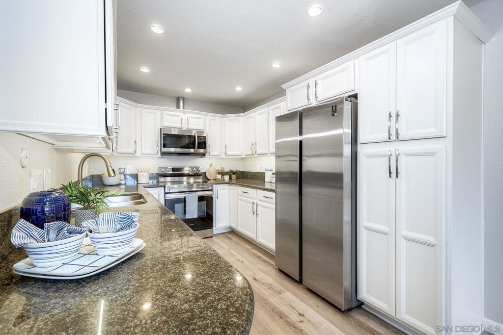 10325 Caminito Cuervo - photo 2