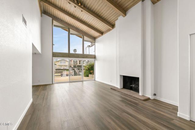 Detail Gallery Image 7 of 34 For 2957 Seaview Ave, Ventura,  CA 93001 - 5 Beds | 3 Baths
