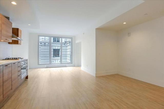 1075 Market Street, San Francisco CA: https://media.crmls.org/mediaz/86843e01-4167-44ed-8e90-dec71bc54a48.jpg