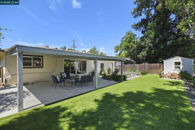 3930 Cottonwood Drive, Concord CA: https://media.crmls.org/mediaz/8685c2ab-5252-4c50-8af5-17fb8700acd6.jpg
