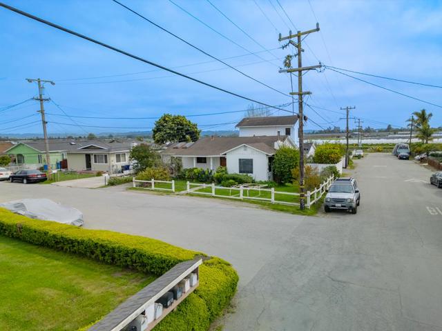102 Dick Phelps Road, Watsonville CA: https://media.crmls.org/mediaz/86868e51-ecbd-4e64-bdb8-fa97d0b22033.jpg
