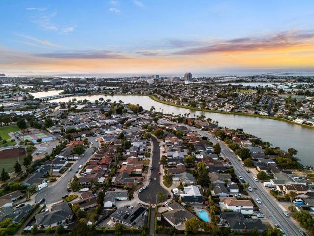 3257 Llano Street, San Mateo CA: https://media.crmls.org/mediaz/868703f0-acbb-41ba-8ff6-238f8f1e8c6c.jpg