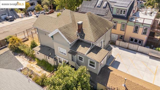 Image 16 of 29 For 1062 60th St