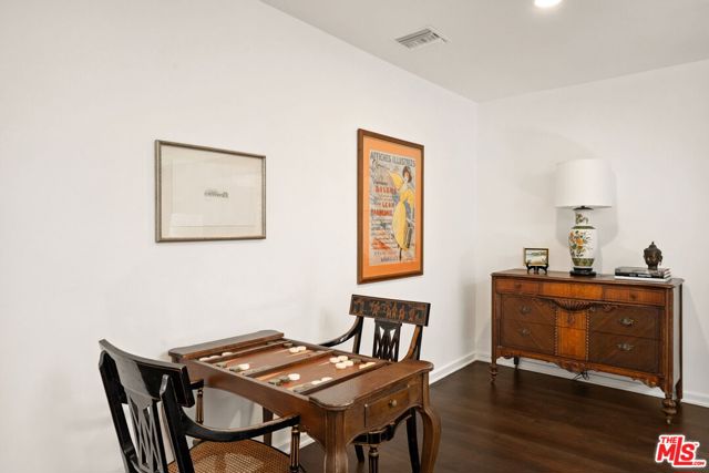 9742 Saturn Street, Los Angeles CA: https://media.crmls.org/mediaz/86879b91-9657-49e0-9058-35f6387f8993.jpg
