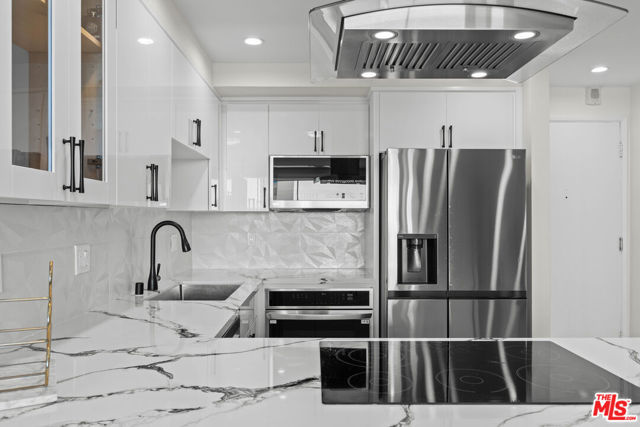 969 Hilgard Avenue, Los Angeles CA: https://media.crmls.org/mediaz/86893e83-e4f8-4a0f-be29-33357eb0205b.jpg