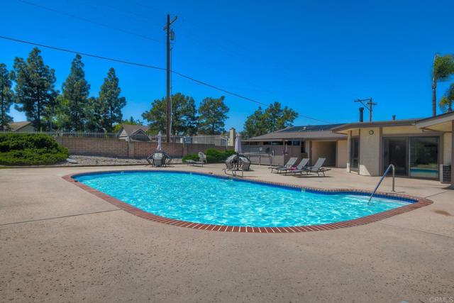 Detail Gallery Image 44 of 46 For 1175 La Moree Dr #7,  San Marcos,  CA 92078 - 2 Beds | 2 Baths