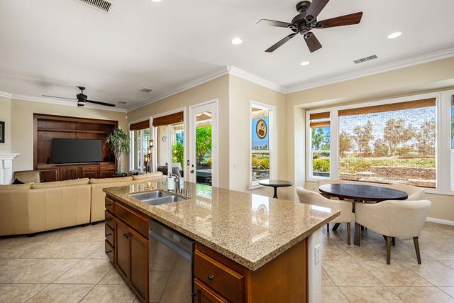 61414 Topaz Drive, La Quinta CA: https://media.crmls.org/mediaz/868a56db-1343-4410-9252-f49f4fcca62a.jpg