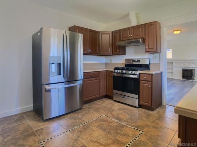3320 Orange Avenue, San Diego CA: https://media.crmls.org/mediaz/868a8788-4b36-467d-8aab-bf32e4631369.jpg